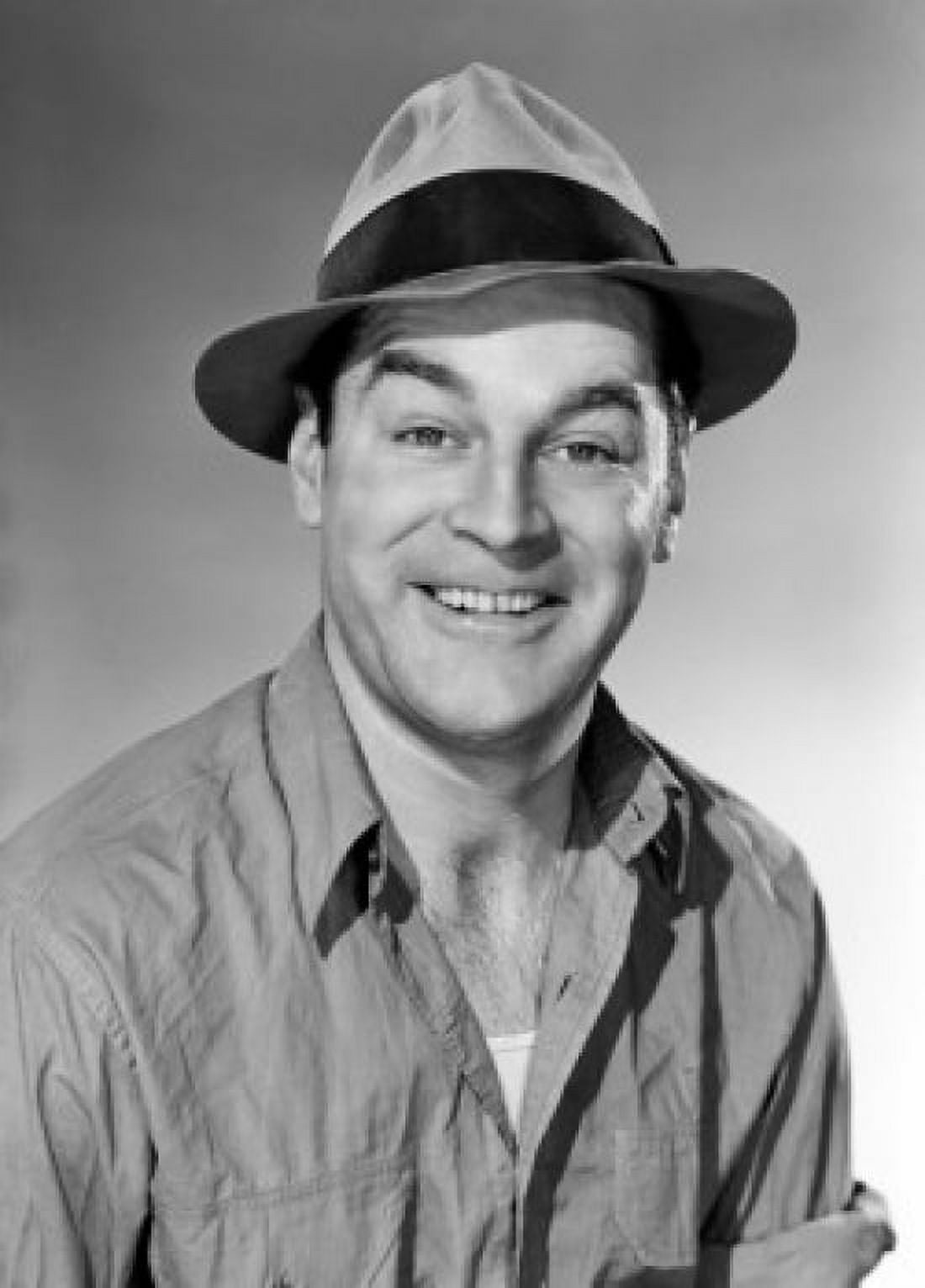 Studio portrait of man wearing hat Canvas Art - (24 x 36)