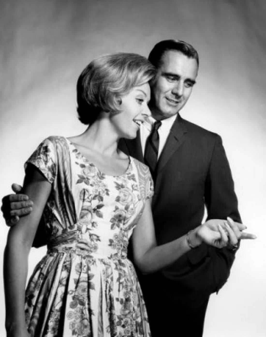 Studio portrait of mid adult couple Canvas Art - (18 x 24)