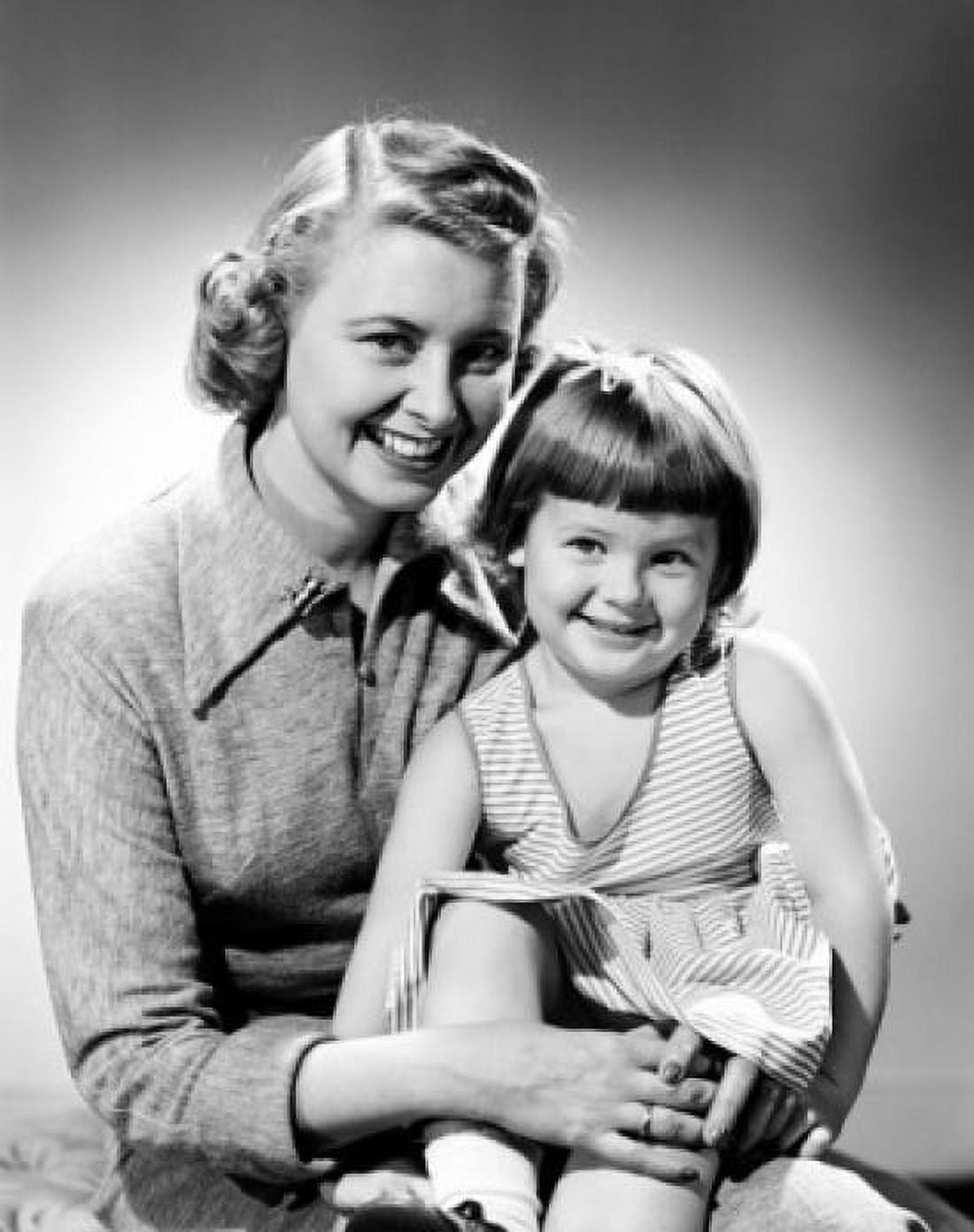 Studio portrait of mother with daughter Canvas Art - (18 x 24)