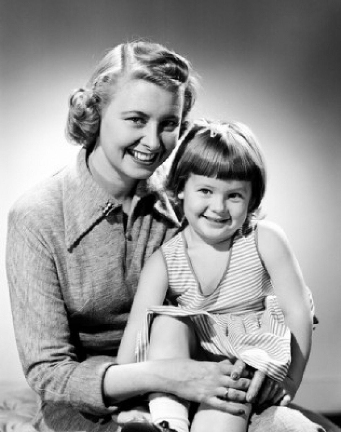 Studio portrait of mother with daughter Canvas Art - (24 x 36)