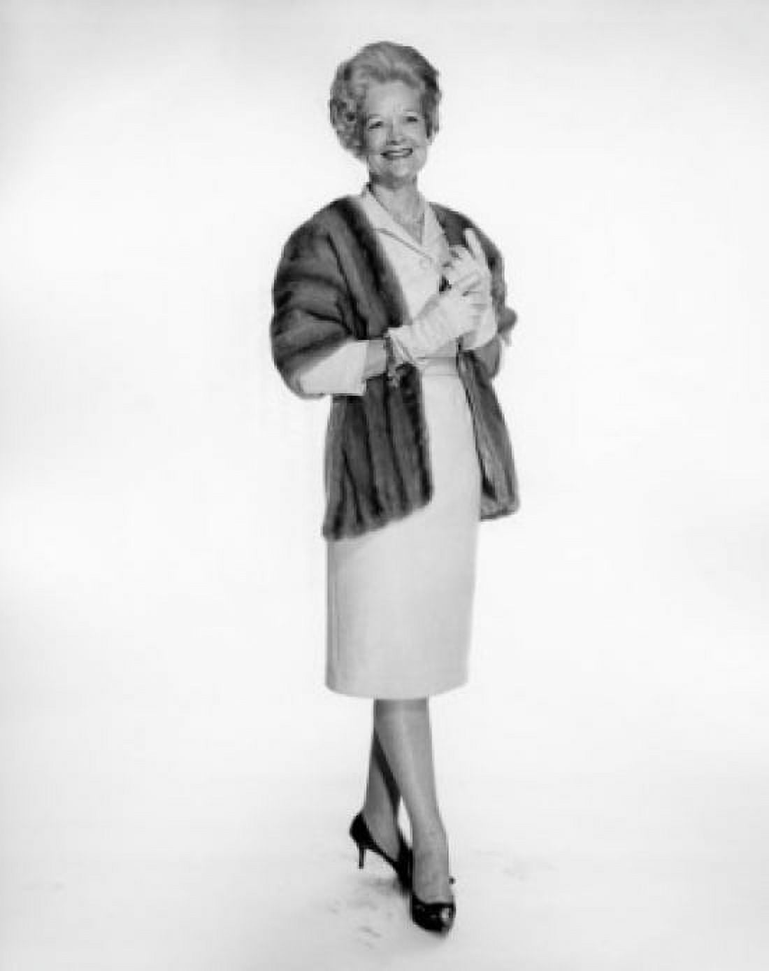Studio portrait of senior woman Canvas Art - (24 x 36)