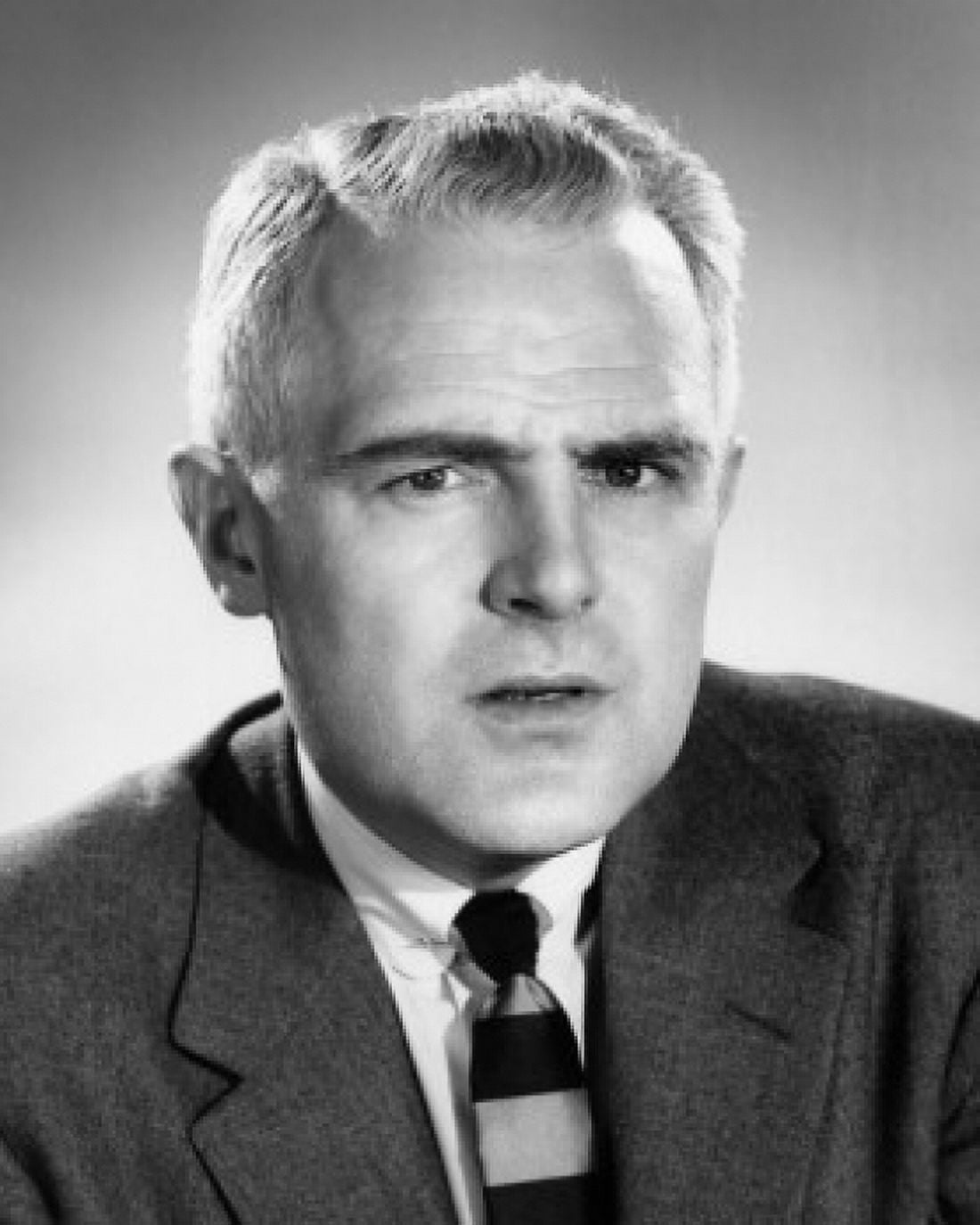 Studio portrait of serious businessman Canvas Art - (18 x 24)