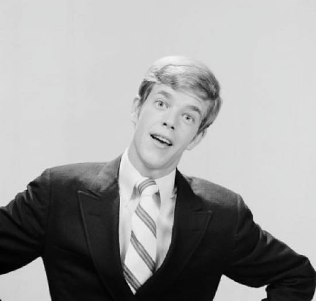 Studio portrait of surprised young man Canvas Art - (18 x 24)