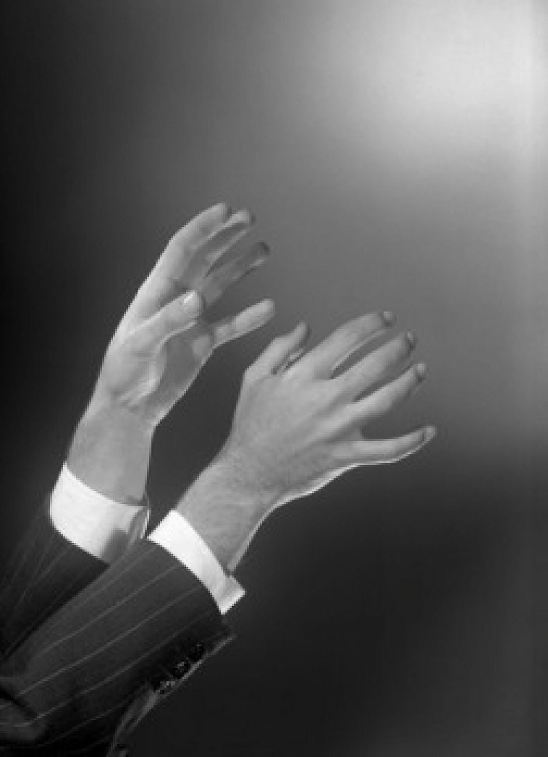 Studio shot of male hands Canvas Art - (18 x 24)