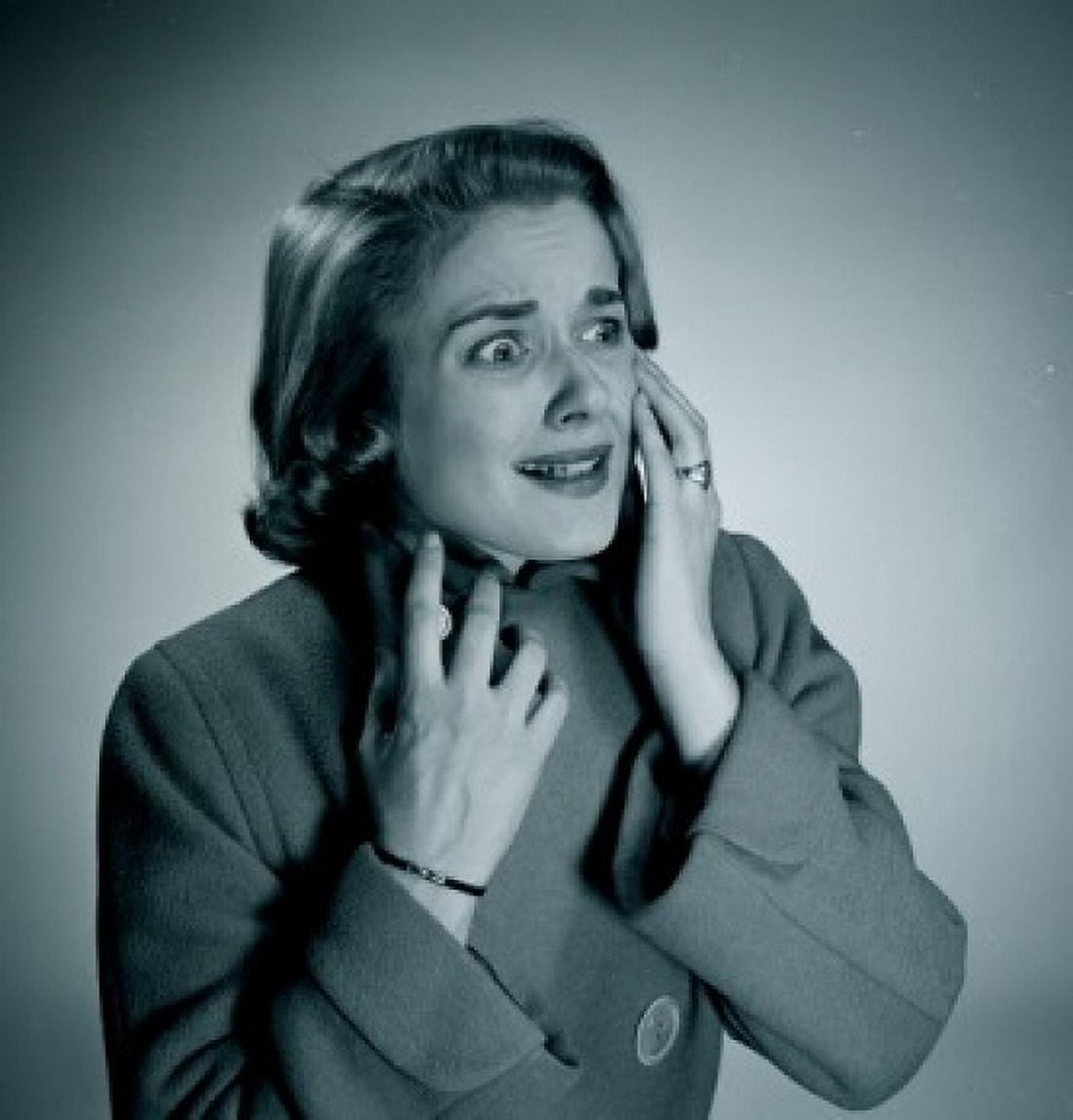 Studio shot of terrified young woman Canvas Art - (24 x 36)