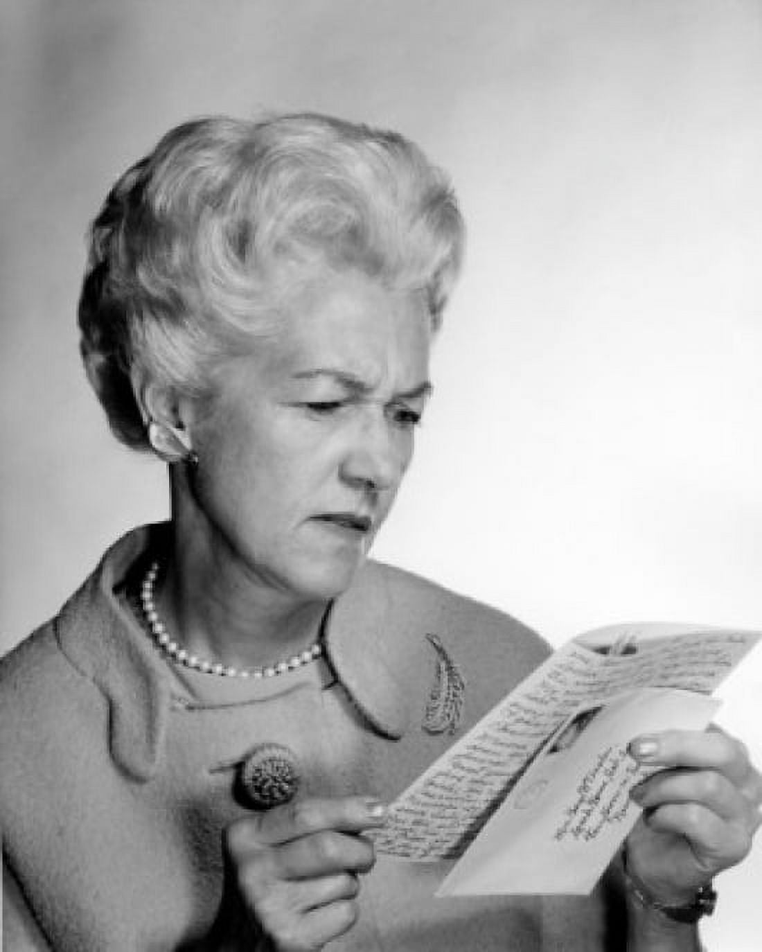 Studio shot of woman reading letter Canvas Art - (24 x 36)