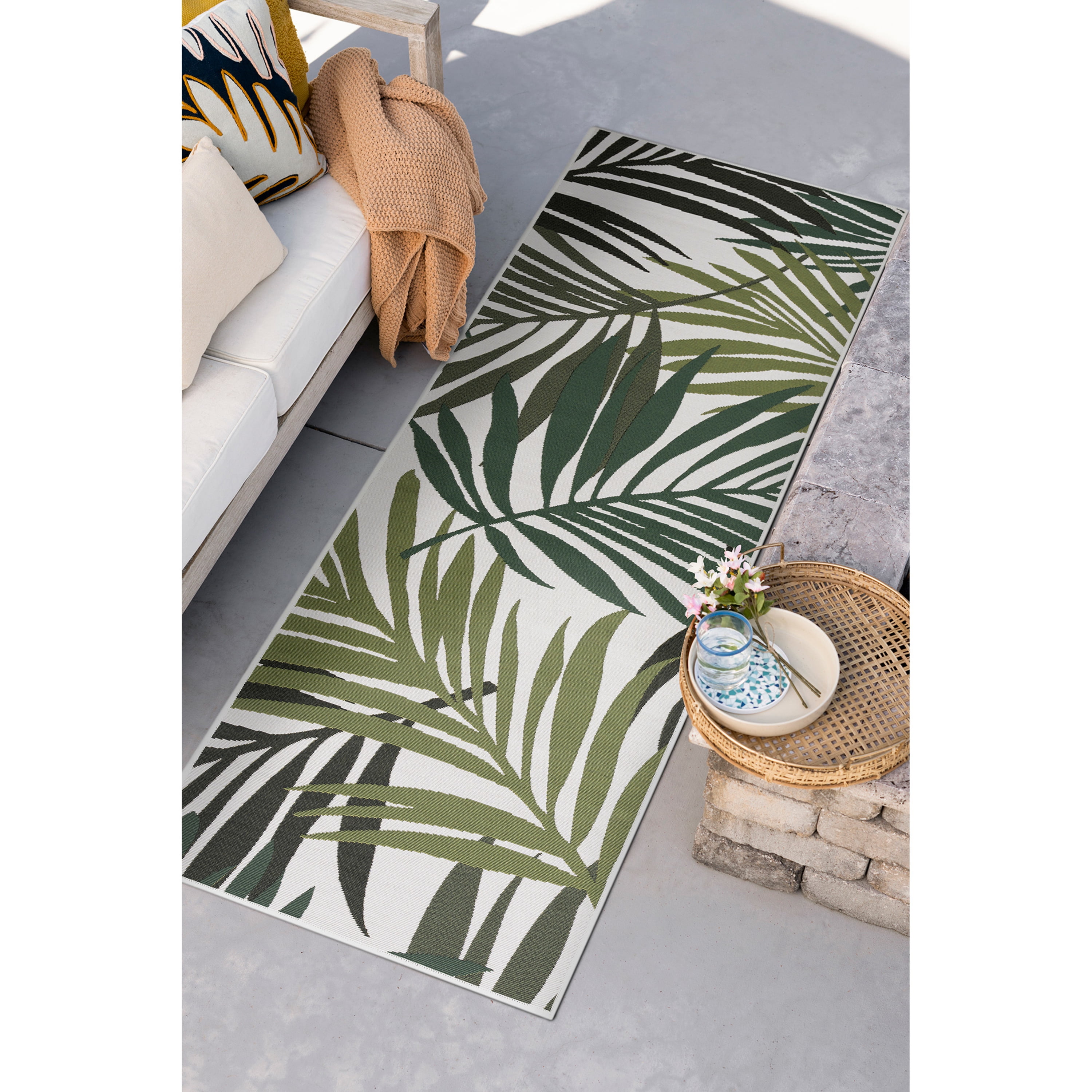 Stunning Transitional 2' x 7' Cream and Green Polypropylene Outdoor Area Rug