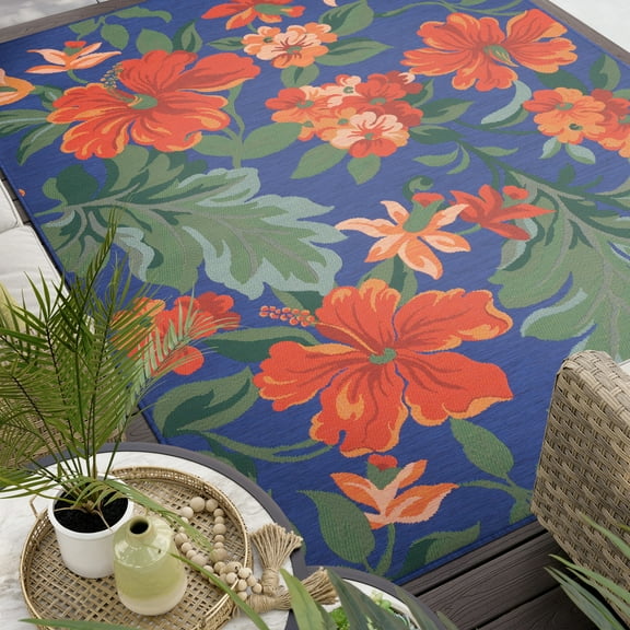 Stunning Transitional 5' x 7' Blue and Red Polypropylene Outdoor Area Rug