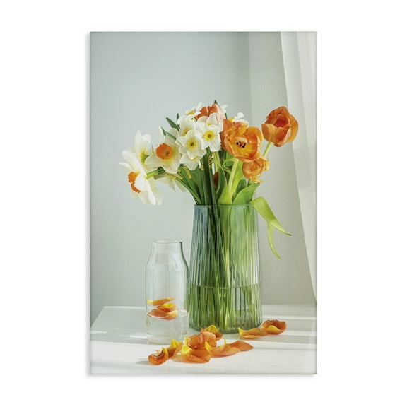 Stupell Industries Daffodil Still Life Botanical & Floral Photography Gallery Wrapped Canvas Art Print Wall Art, 16 x 24