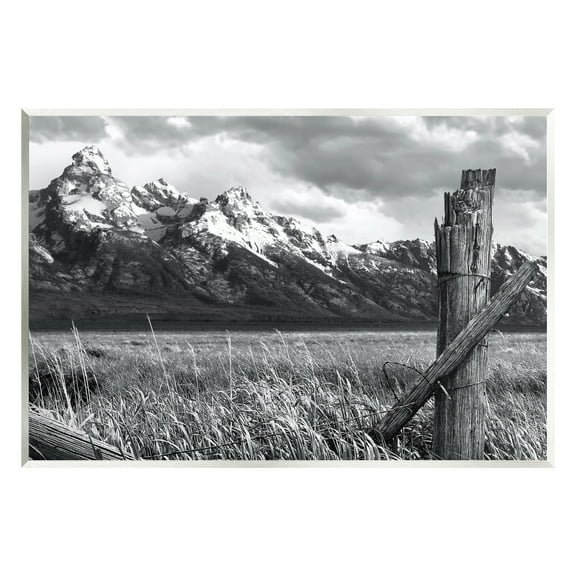 Stupell Industries Grassland Fence Photography Landscape Photography Unframed Art Print Wall Art, 15 x 10
