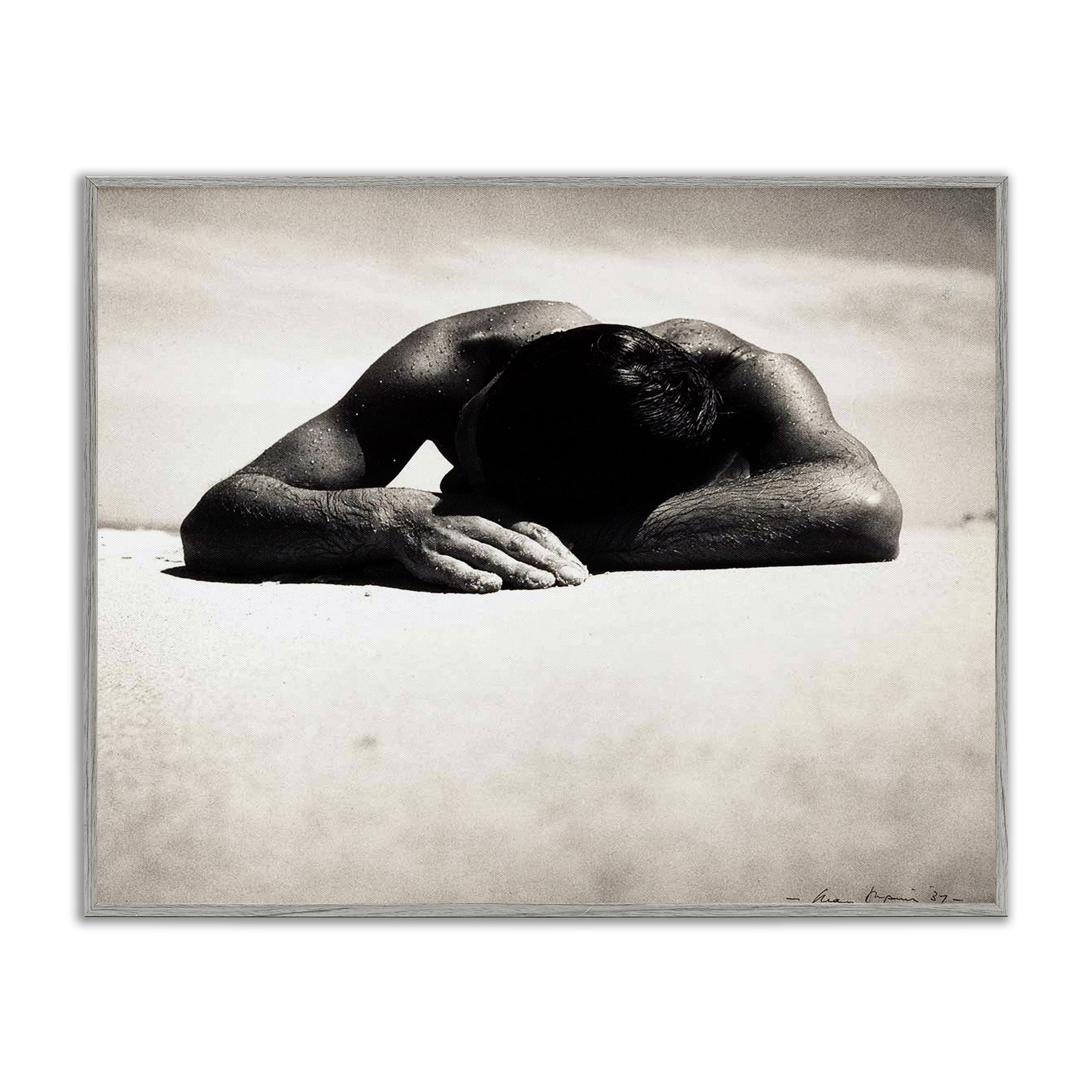 Stupell Industries Sunbaker Beach Photography People Photography Gray Framed Art Print Wall Art, 14 x 11