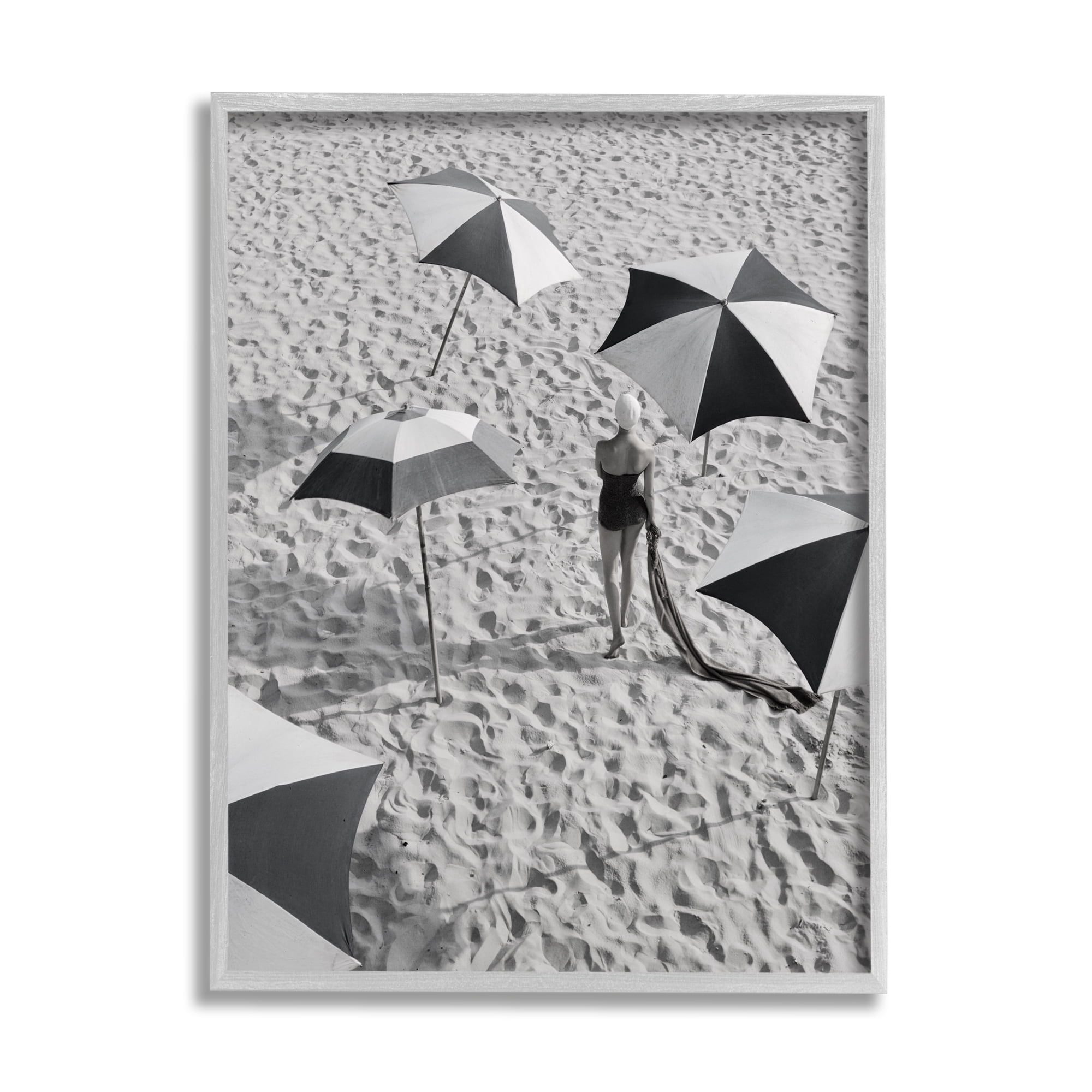 Stupell Industries Vintage Beach Fashion Nature Photography Gray Framed Art Print Wall Art, 16 x 20