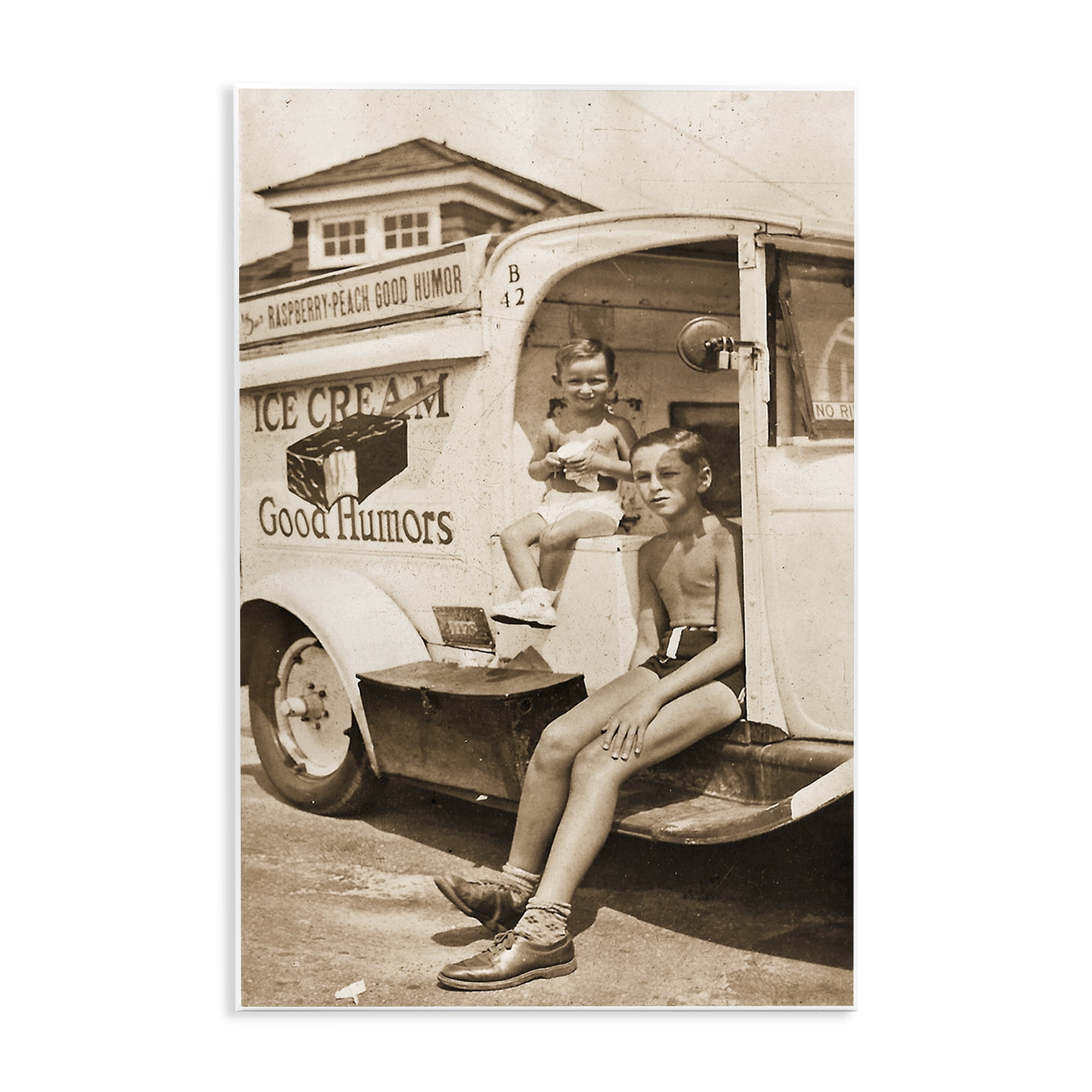 Stupell Industries Vintage Ice Cream Truck Wall Plaque Art, design by Grotto Studios