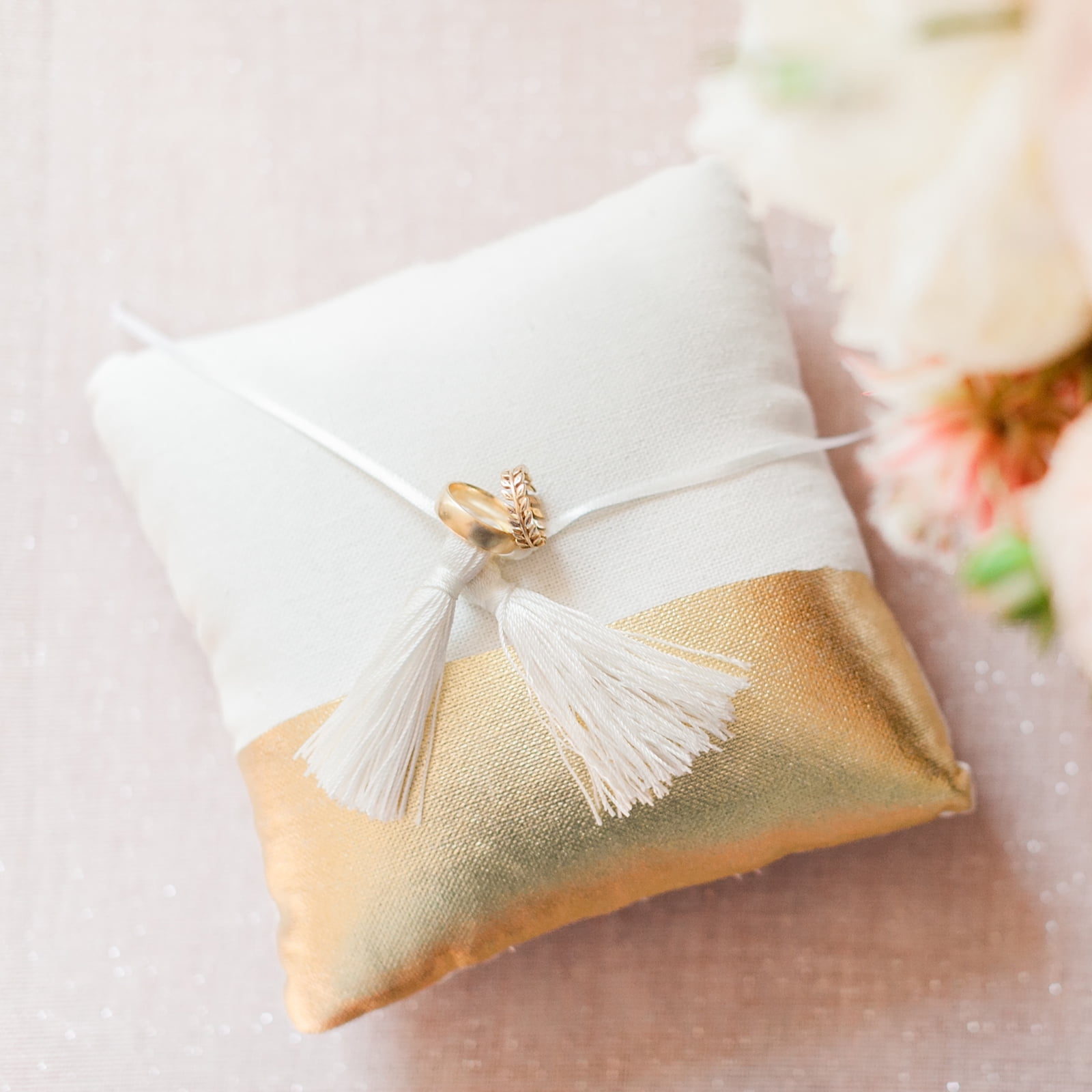 Ring pillow near best sale me