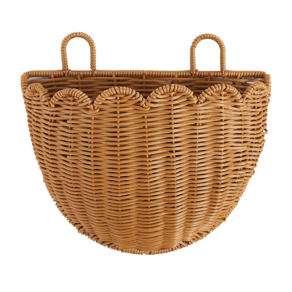 Stylehouse Scalloped Woven Rattan Decorative Wall Hanging Basket