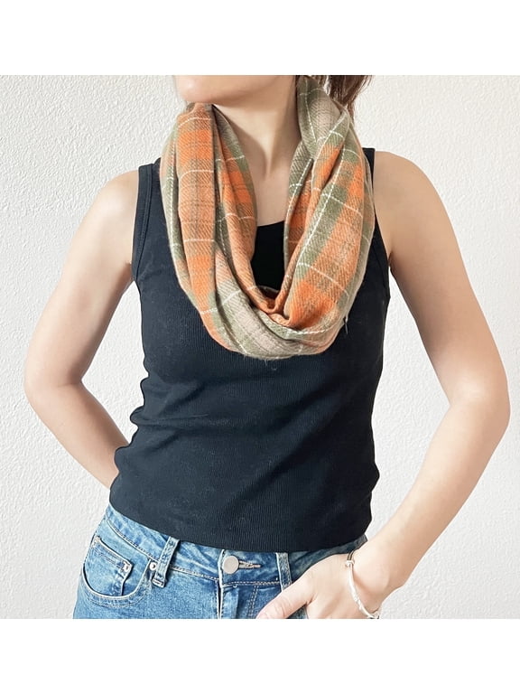 Winter Plaid Infinity Scarf with Hidden Zipper Pocket Fashion Travel Scarf for Women and Men (Olive)