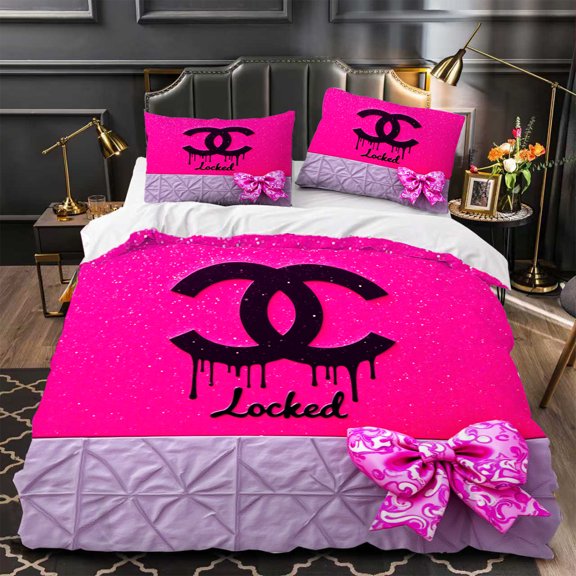 Stylish 3-Piece Duvet Cover Set in Vibrant Pink with Black Cursive ' Locked ' Design Perfect for Modern Bedrooms