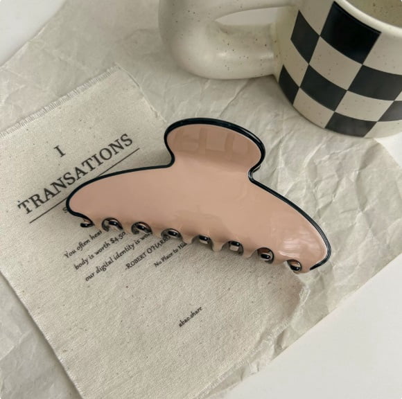 Stylish Acetate Shark Hair Clip - Strong Grip for All Hair Types - Perfect for Daily Wear, Commuting, and Dates