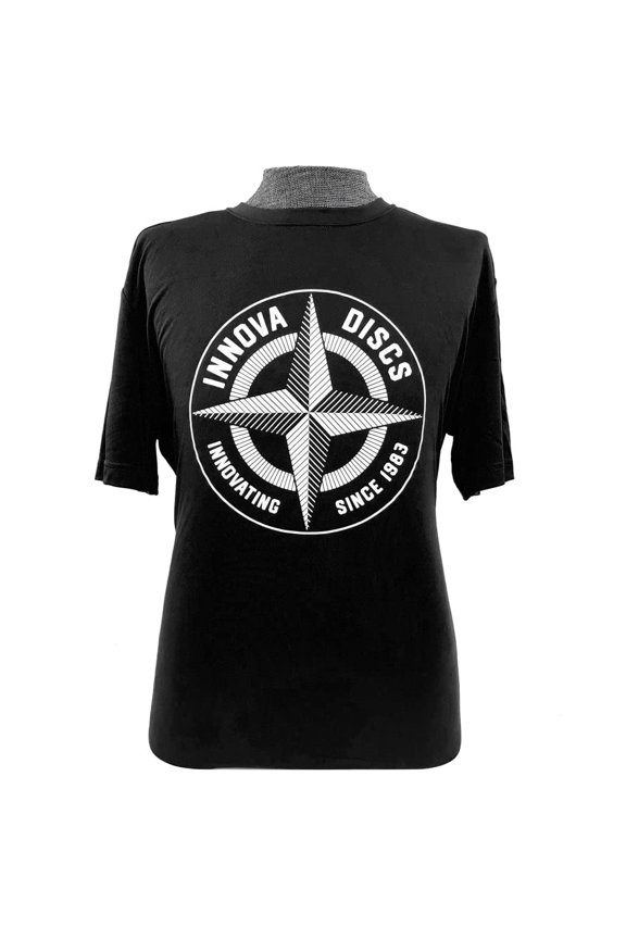 Stylish Compass Star Graphic T-Shirt for Disc Golf Enthusiasts