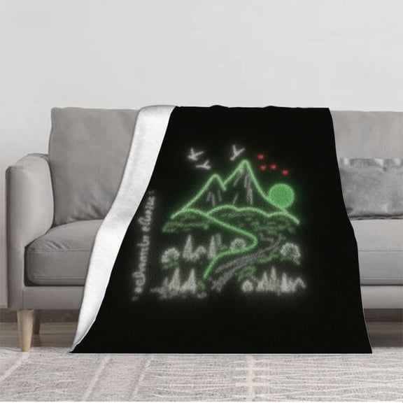Stylish Flannel Blanket with Mountain Landscape Design Cozy Soft Warm Throw for Sofa Travel Bed and Chair - Perfect for Nature Lovers