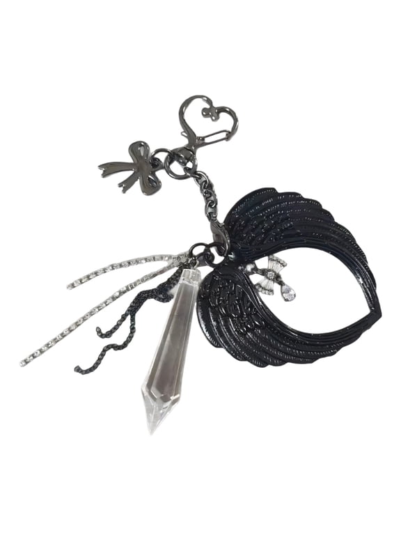 Stylish Gothic Angel Wing Bows Pendant Keychain Perfect For Purse Accessories
