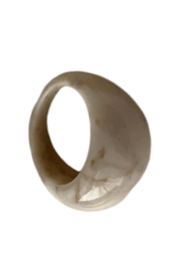 Stylish Resin Cocktail Rings Glossy Finish Lightweight Design Multiple Color Options Perfect For Everyday Jewelry