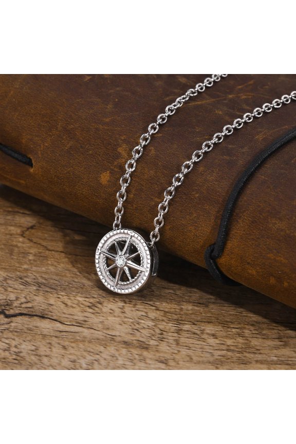 Stylish Star Necklaces for Men, Waterproof 14K White Gold Round Eight Awn Star Pendant Collar Gift for Him Jewelry