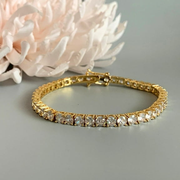 Stylish Tennis Bracelet in 4mm - CZ Diamond Bracelet for Women - Gold-Plated Sterling Silver S925 - Gift for Her&nbsp;