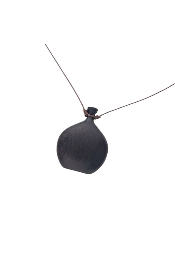 Stylish Wood Wine Flask Necklace Suitable for Distinctive Fashion Statements