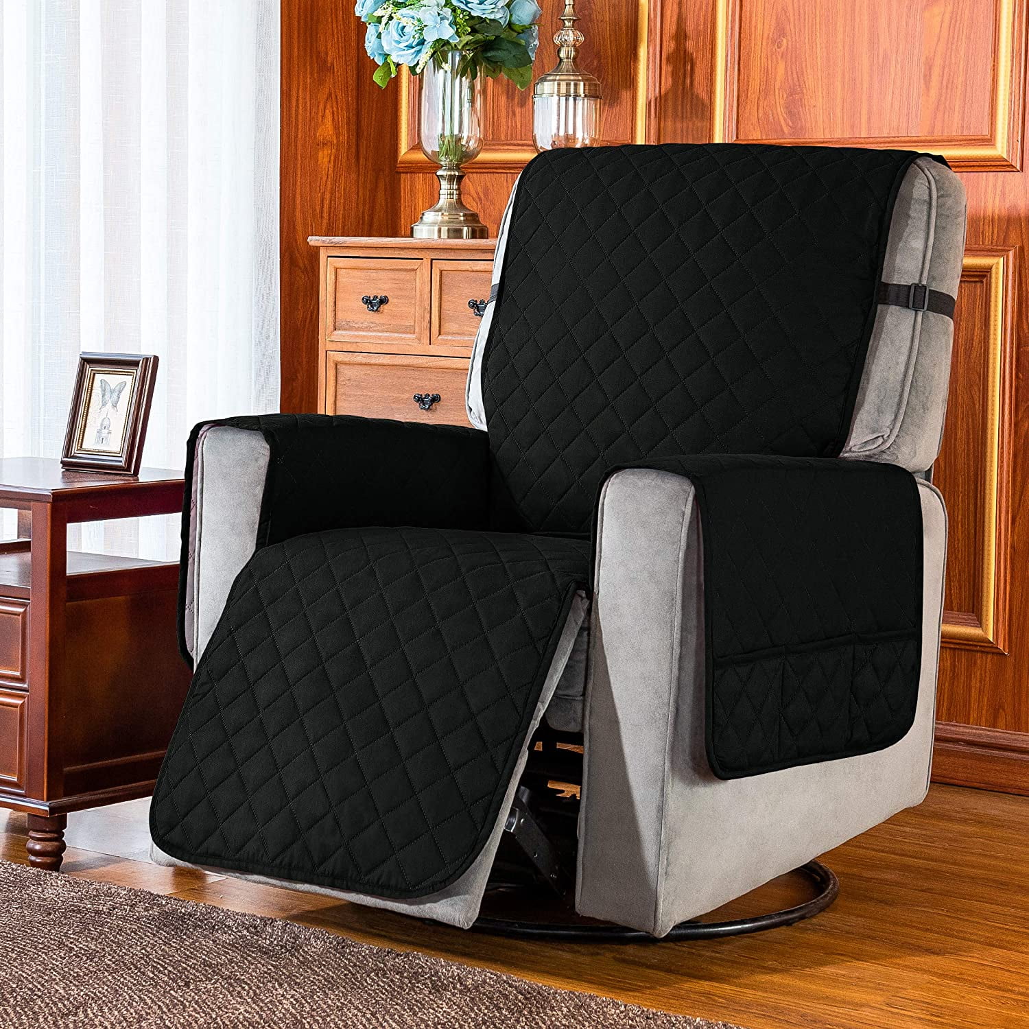Subrtex 1-Piece Reversible Quilted Recliner Chair Cover with Elastic Adjustable Strap,Small, Black