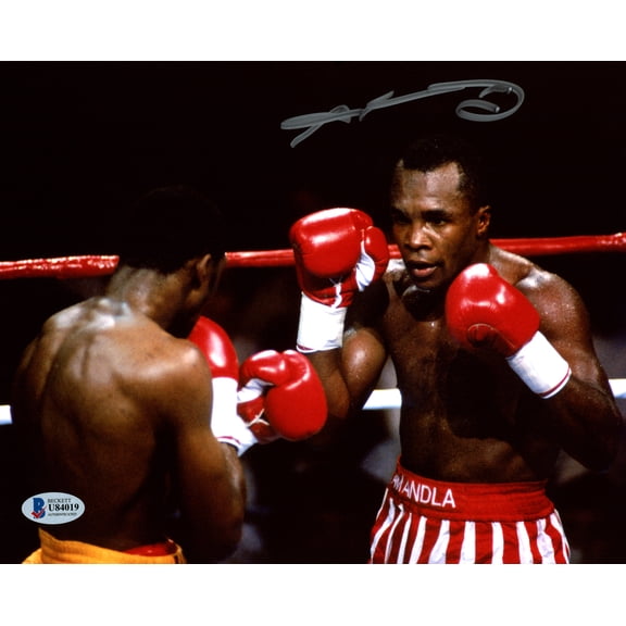 Sugar Ray Leonard Autographed 8x10 Photo vs. Thomas "Hitman" Hearns Beckett BAS 178113