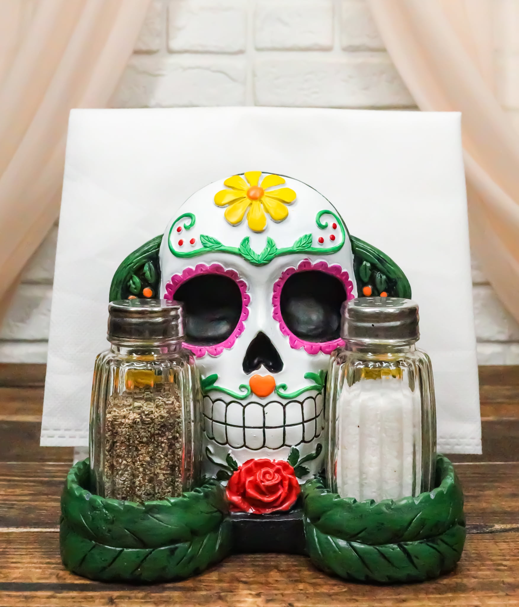 Day outlets of the Dead Sugar Skulls S&P Shakers