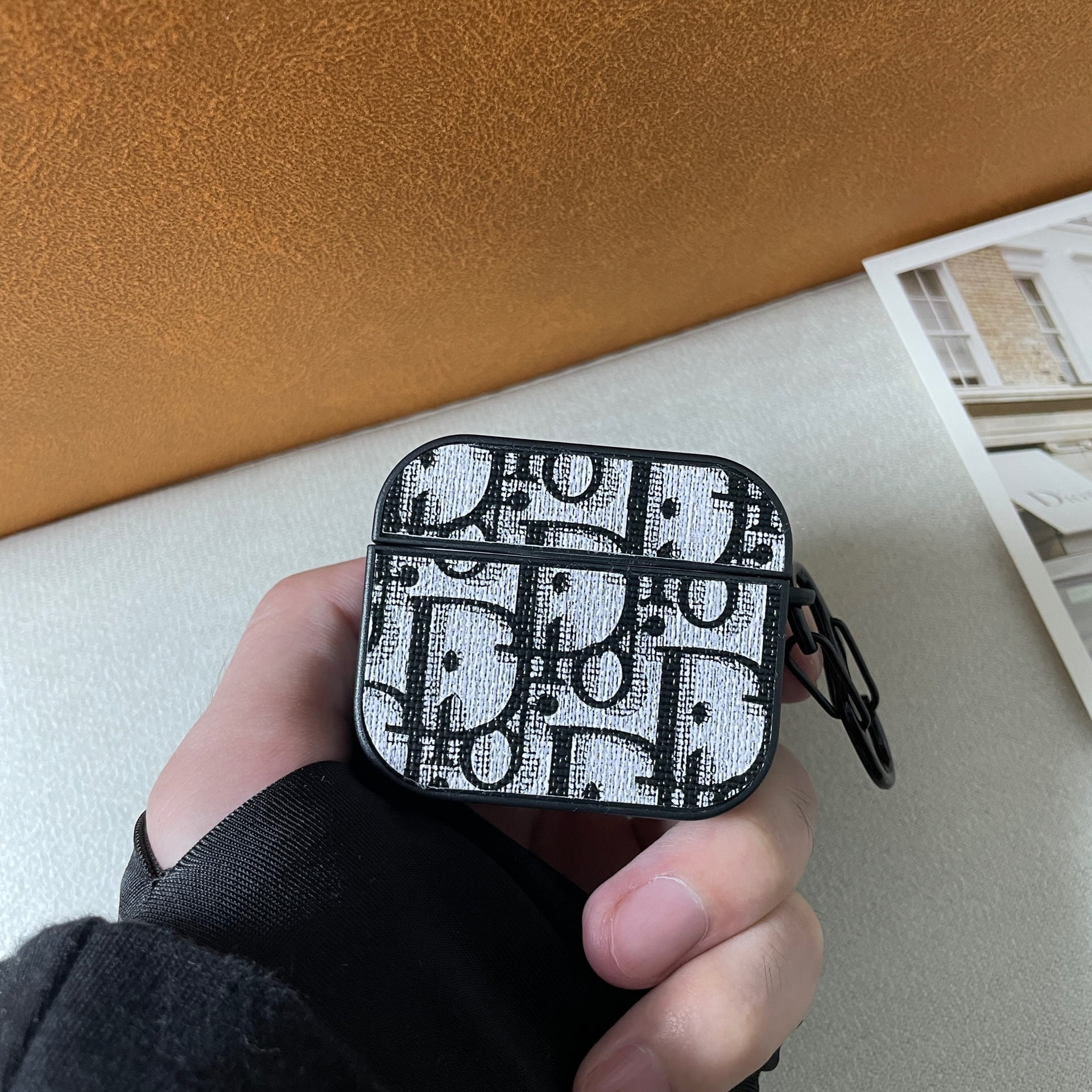 dior case airpods