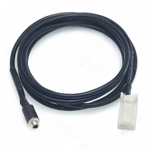 Suitable for Suzuki SX4/Swift/Jimny/Vetra 3.5mm Car Audio AUX Input Cable Adapter Mother