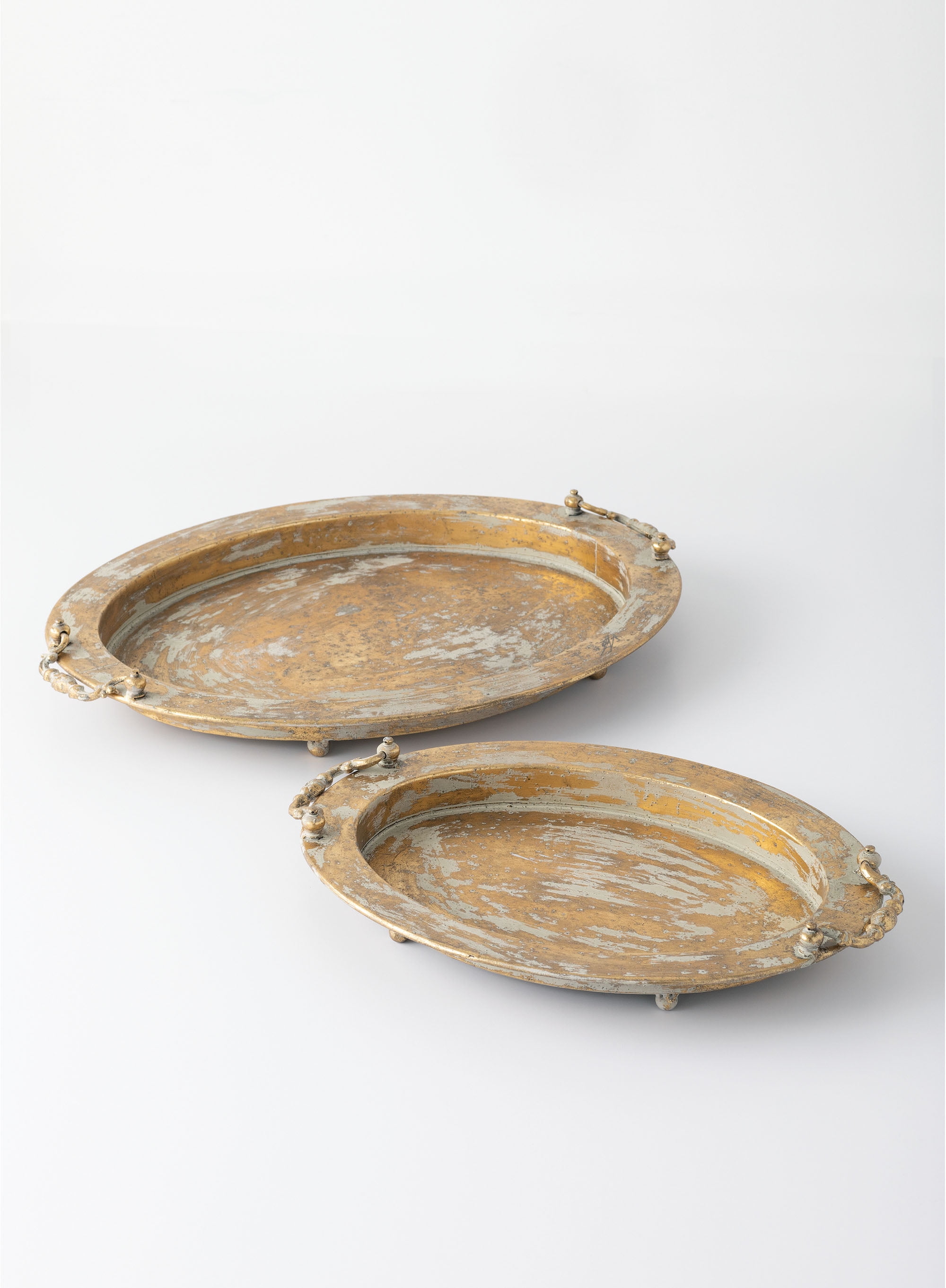 Small Gold Rustic Metal Oval Tray Set