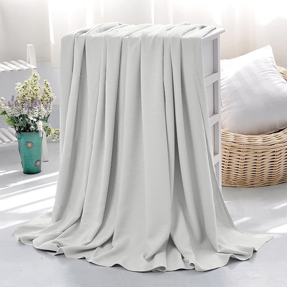 Summer Bed Blanket Lightweight Breathable Cooling Summer Blanket Keeps Sleepers Cool All Night Thin Soft All Season Bed Throw for Bedroom and Couch Cool Sleep(Light Gray,35x40in)