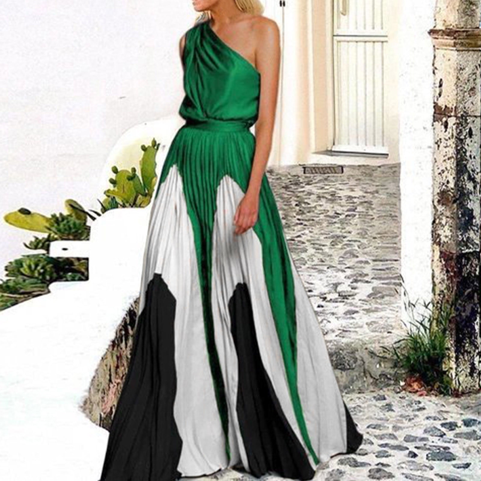 green emerald velvet dress Hunter Green Rhinestones Strapless A-Line Prom Dress with Sleeves main image 1