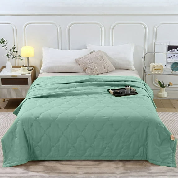 Summer Cooler Quilt for Hot Sleepers, Ice Blanket for All-Season, Lightweight Ice Blanket Cooler Blanket for Hot Sleepers and Night Sweats Summer Cooler Quilt Ice Blanket