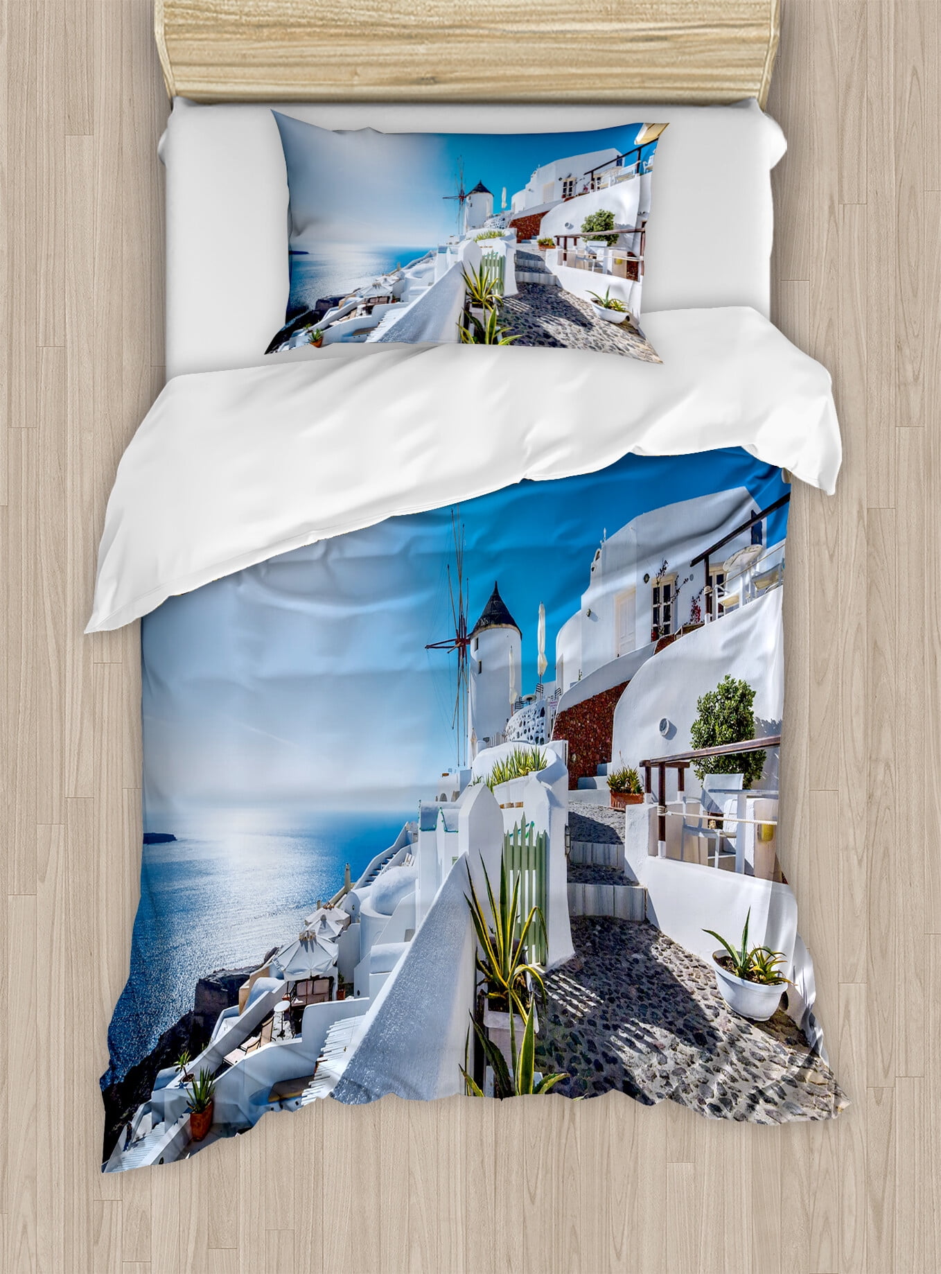Twin Blue and White Santorini Scenery Duvet Cover Set