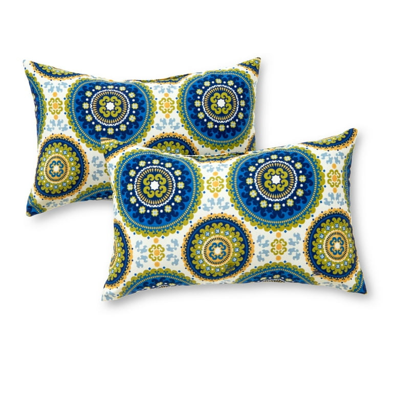 Medallion 19 x 12 in. Outdoor Rectangle Accent Pillow, Set of 2 Medallion 19 x 12 in. Outdoor Rectangle Accent Pillow, Set of 2