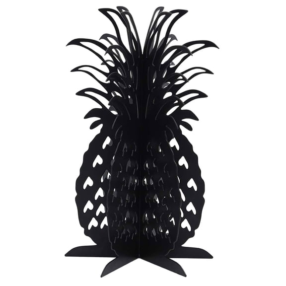 Summer Patio Metal Pineapple Ornament with Skeletonized Heart Design for Home and Garden Decoration