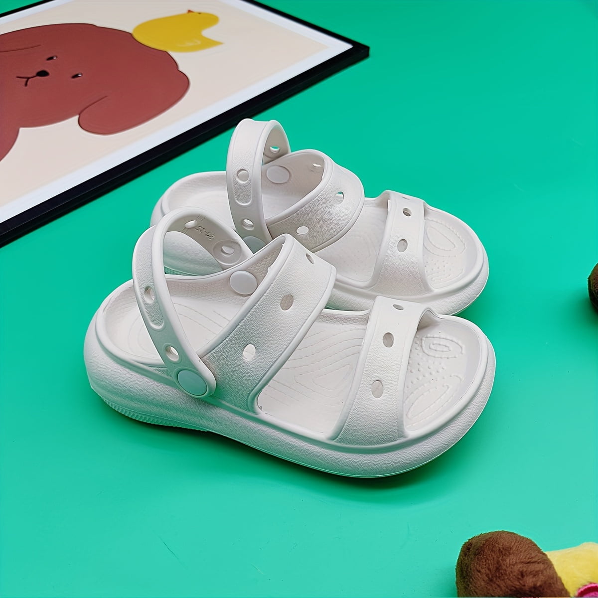 SummerReady Men's Thong Sandals Lightweight, Stylish GeoPattern, Non