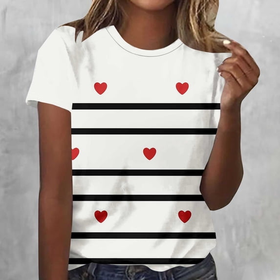 Rciityk Women's T-Shirts Summer Short Sleeve Top Casual Loose Crew Neck Heart Printed Basic Tee Valentines Day Gifts