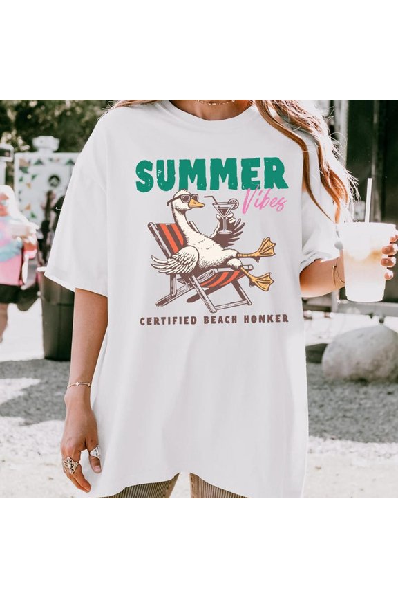 Summer Vibes Goose Shirt, Graphic Vacation Shirt, Unisex Beach Party Top, Cute Goose Shirt, Beach Party Outfit, Gift for Her.
