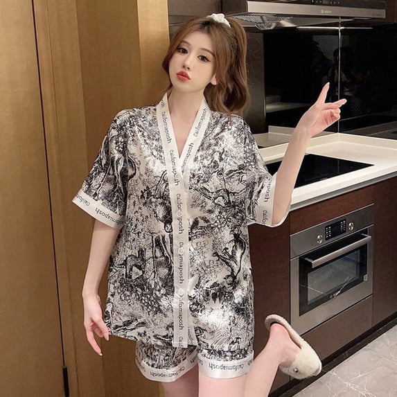 Summer Women Pajamas Set Luxury Style Fashion V-neck Short Sleeve Shorts Sleepwear Suit Faux Silk Homewear 2pcs Nightie Femme