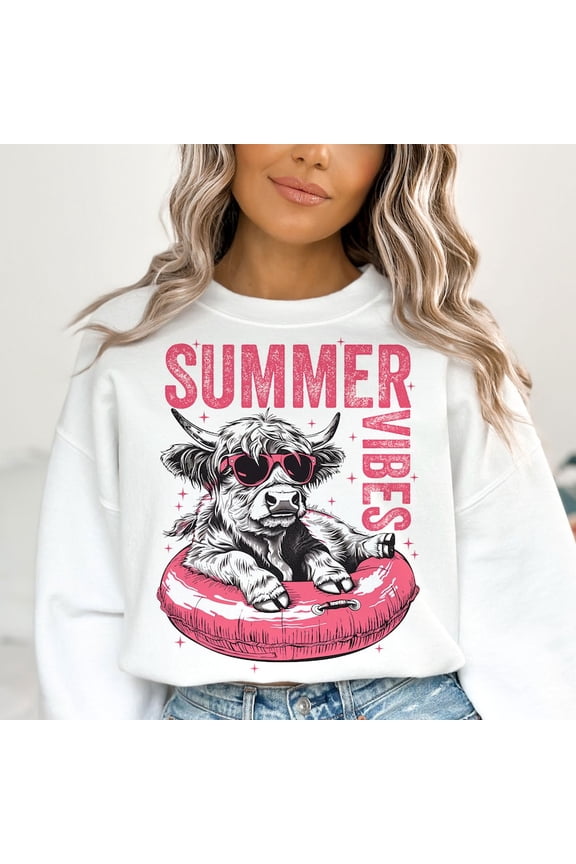 Summer vibes Sweatshirt, Highland cow design Shirt, Retro summer shirt, Funny beach shirt print, Summer TH150536