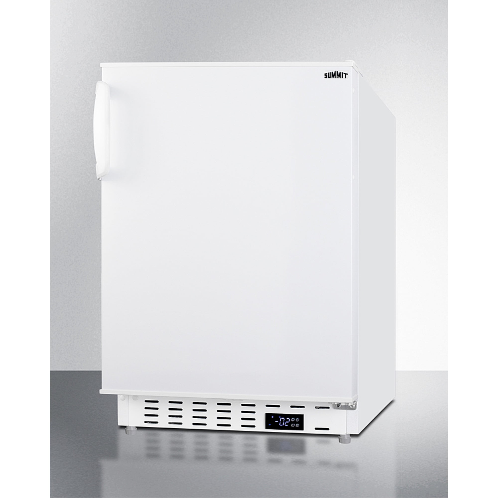 Summit Alfz36 21 Inches Wide 2.68 Cu. Ft. Built-In / Free Standing Upright Compact Freezer -