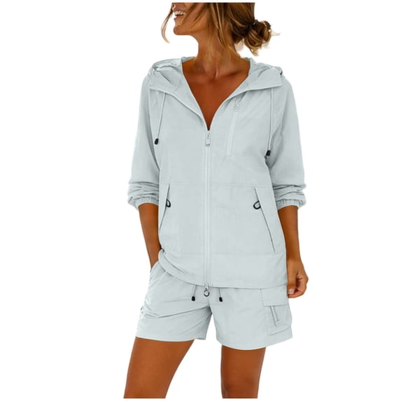 Sun Protection 2 Piece Outfits Women Plus Size Hiking Clothes Hooded Front Zip Long Sleeve Jackets Cargo Shorts (4XL, Green)