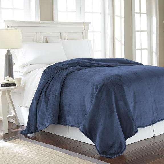 Sun Yin Velvet Plush Solid Blanket Collection