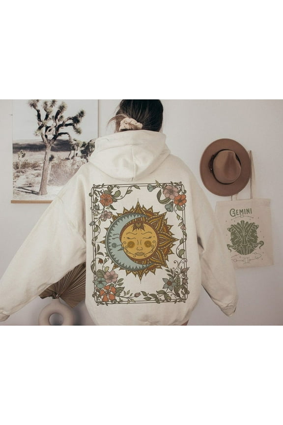 Sun and Moon Oversized Hoodie, Witchy Clothes, Celestial Sweatshirt, Trendy Aesthetic Pullover Graphic Hoodie, Cottagecore Clothing